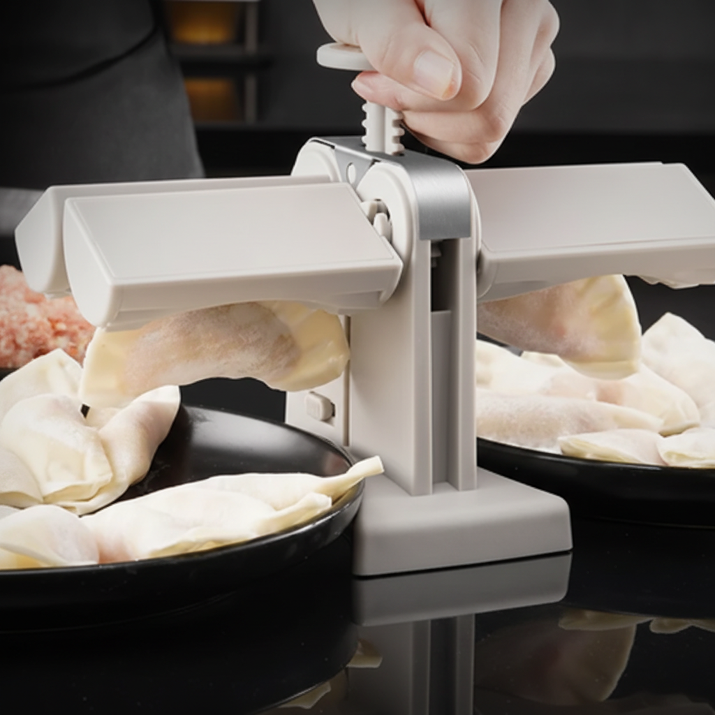 Automatic Dumpling Machine - Action Shot